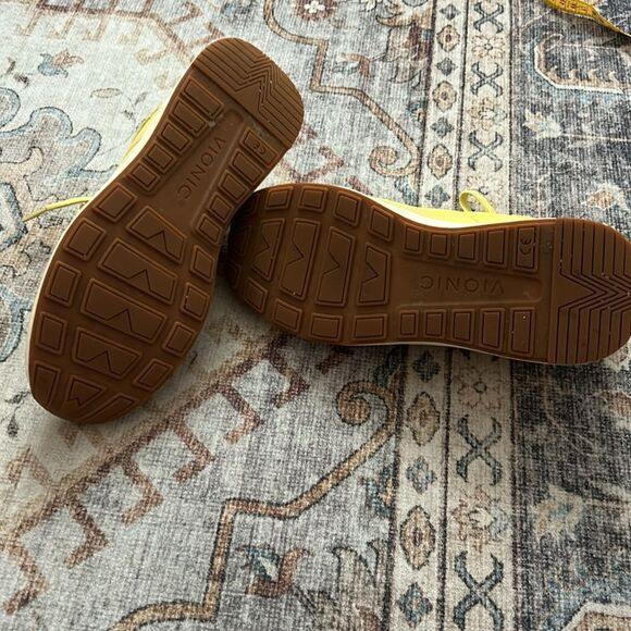 Vionic Women's Curran Breilyn Sneakers size 8 - Picture 4 of 6